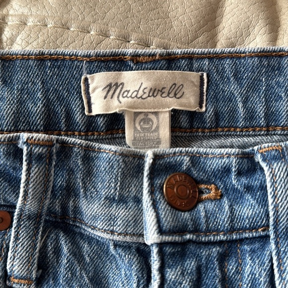 Madewell The High-Rise Slim Boy Jean - Picture 14 of 15